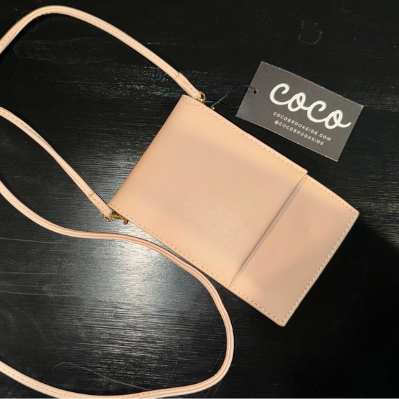 Handbags - Phone crossbody purse